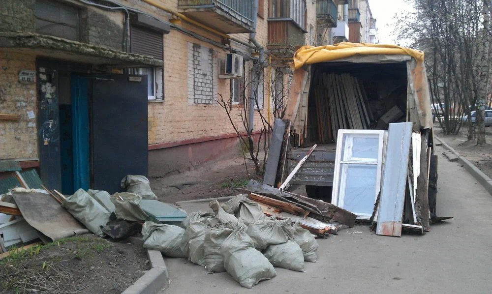 Вывоз мусора после ремонта в Долгопрудном от ПроМусор — цены от 4566 руб., быстро и недорого