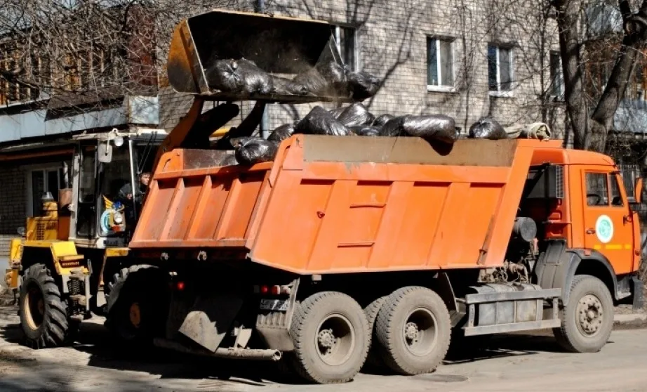 Вывоз мусора грузовым фургоном 5 тонн в Долгопрудном – ПроМусор, аренда, цена от 1573 руб